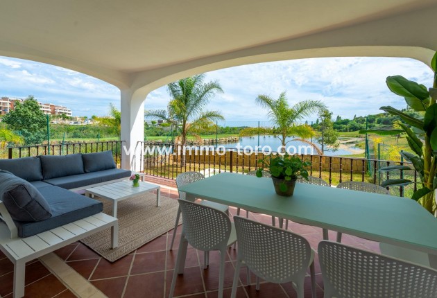 Villa / Chalet - Nueva construcción  - Estepona - Azata Golf Estepona Oeste