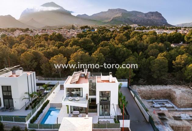 Villa / Chalet - Nueva construcción  - La Nucia - La Nucia