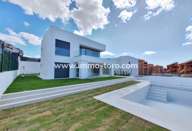 Villa / Chalet - Nueva construcción  - Manilva - La Duquesa