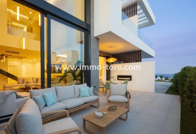 Villa / Chalet - Nueva construcción  - Marbella - Rio Real Golf