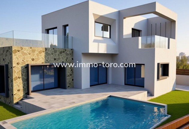 Villa / Chalet - Nueva construcción  - San Miguel de Salinas - Ciudad De Las Comunicaciones