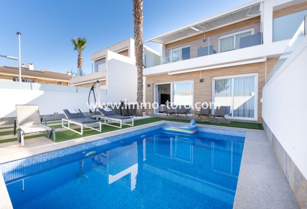 Villa / Chalet - Nueva construcción  - San Pedro del Pinatar - San Pedro Del Pinatar