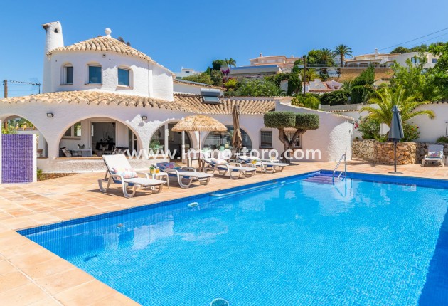 Villa / Chalet - Venta - Benissa - IA-47921