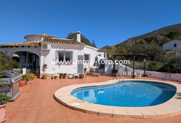Villa / Chalet - Venta - Benitachell - ITNX-90773