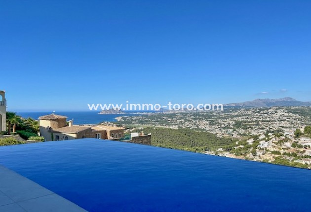 Villa / Chalet - Venta - Benitachell - La Cumbre del Sol