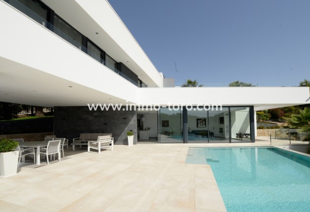Villa / Chalet - Venta - Javea - IA-66606
