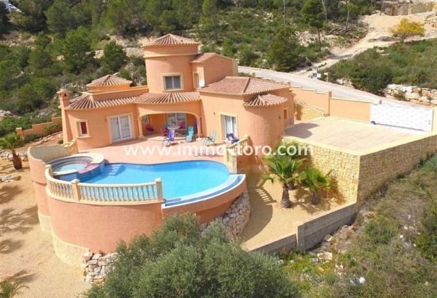 Villa / Chalet - Venta - Javea - Tosalet