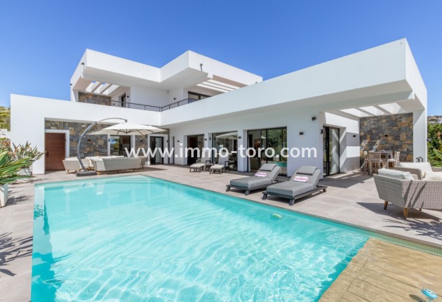 Villa - Herverkoop - Moraira - Sol Park