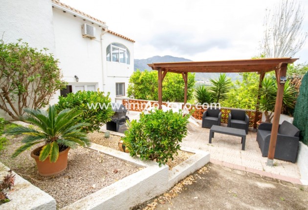 Villa - Resale - Orba - Orba