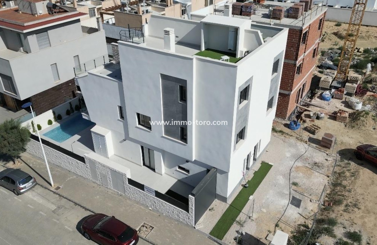 Nueva construcción  - Villa / Chalet - Guardamar - Guardamar del Segura