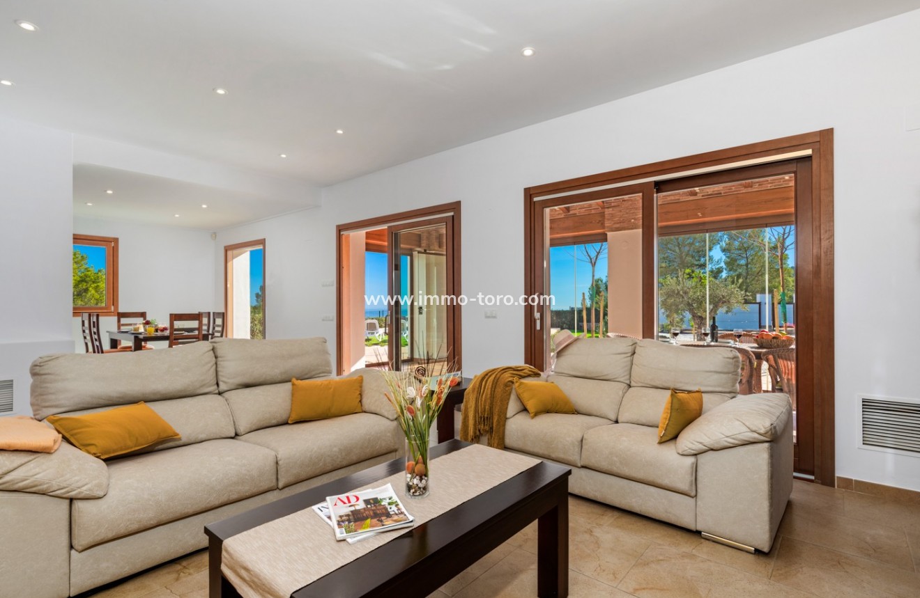 Resale - Villa - Benissa