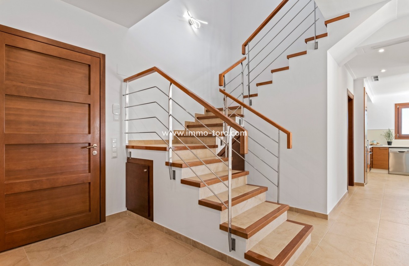 Resale - Villa - Benissa