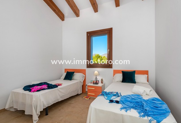 Resale - Villa - Benissa