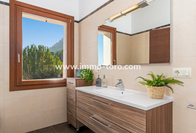 Resale - Villa - Benissa