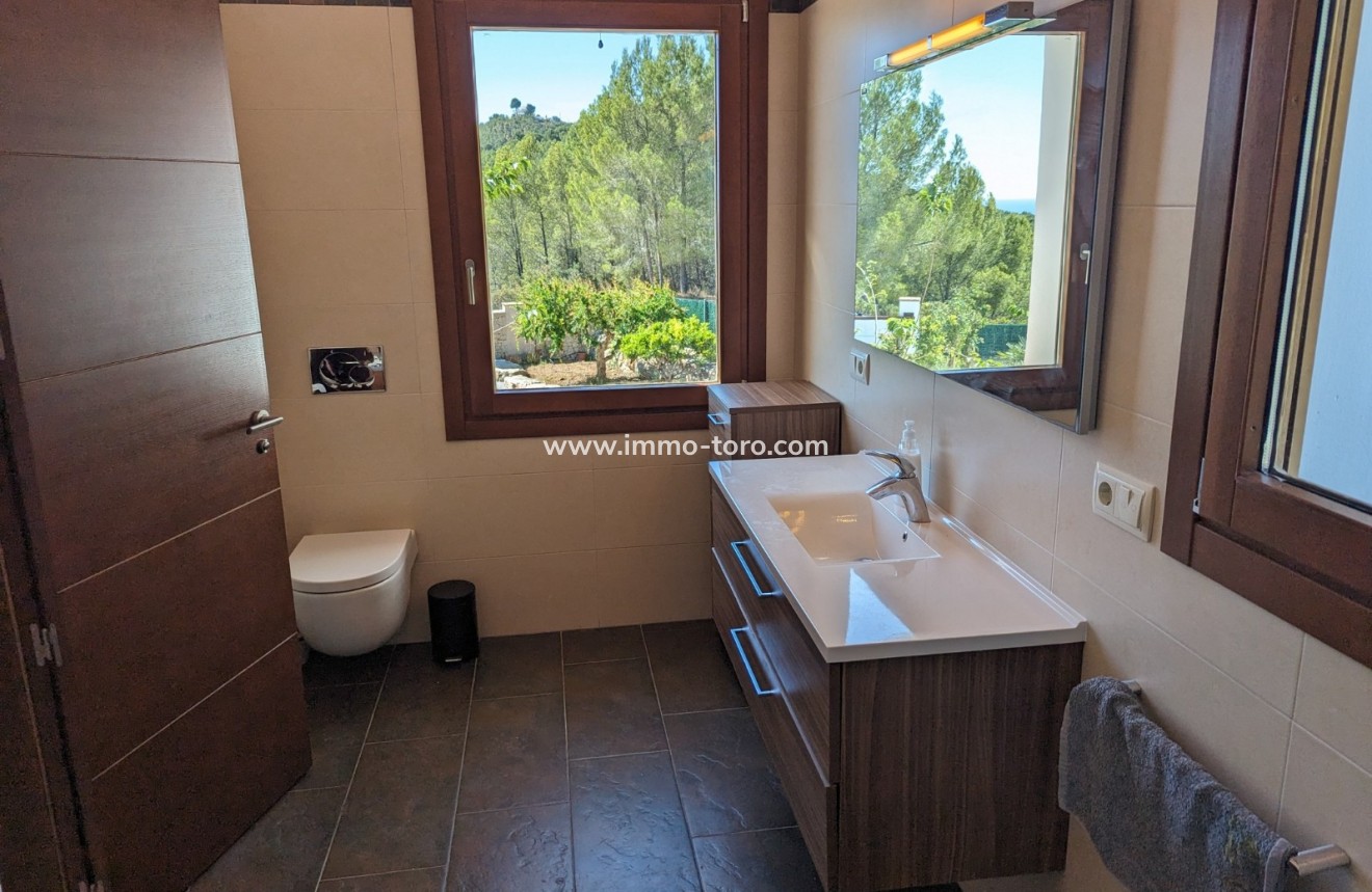 Resale - Villa - Benissa