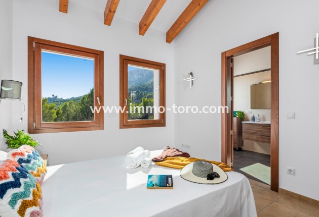 Resale - Villa - Benissa