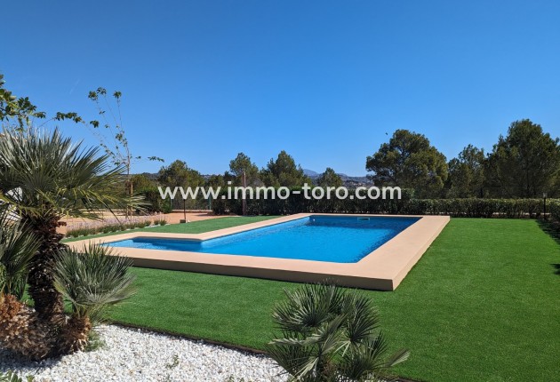Resale - Villa - Benissa
