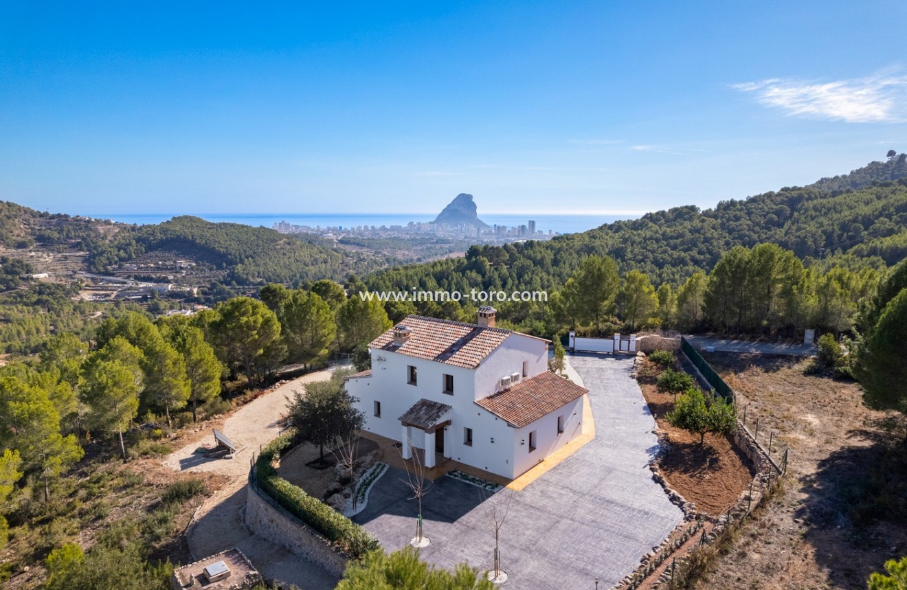 Resale - Villa - Benissa