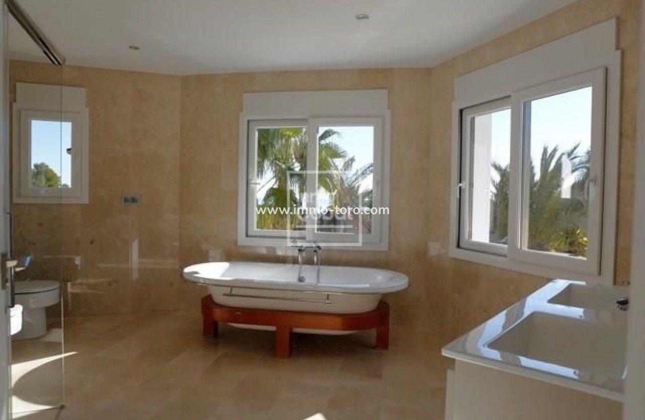 Herverkoop - Villa - Benissa