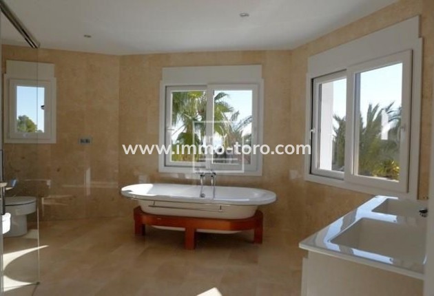 Herverkoop - Villa - Benissa