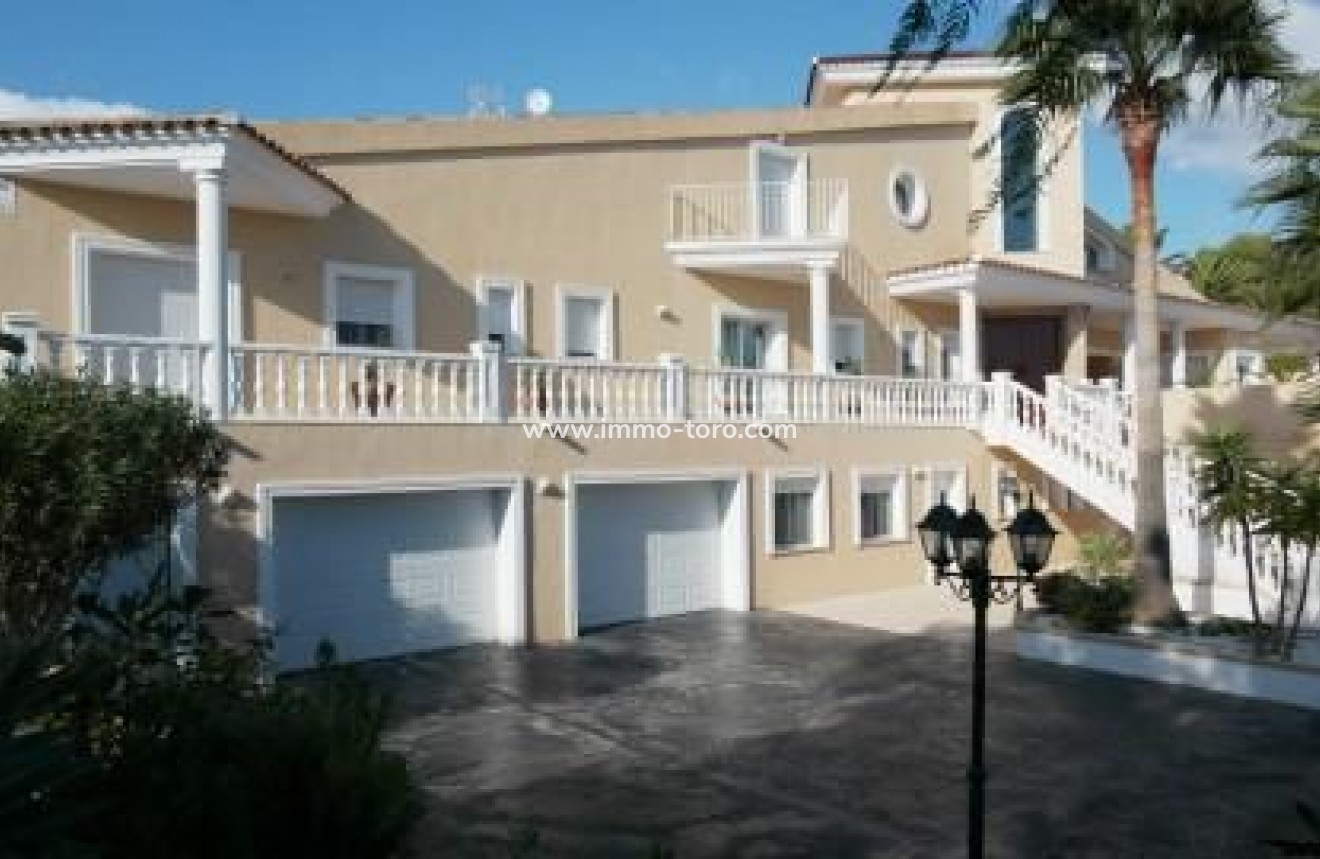 Resale - Villa - Alfaz del Pi - Escandinavia