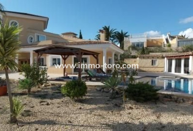 Resale - Villa - Alfaz del Pi - Escandinavia