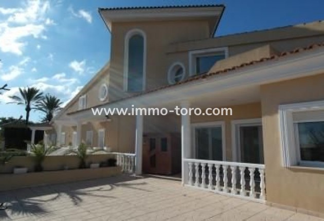 Resale - Villa - Alfaz del Pi - Escandinavia