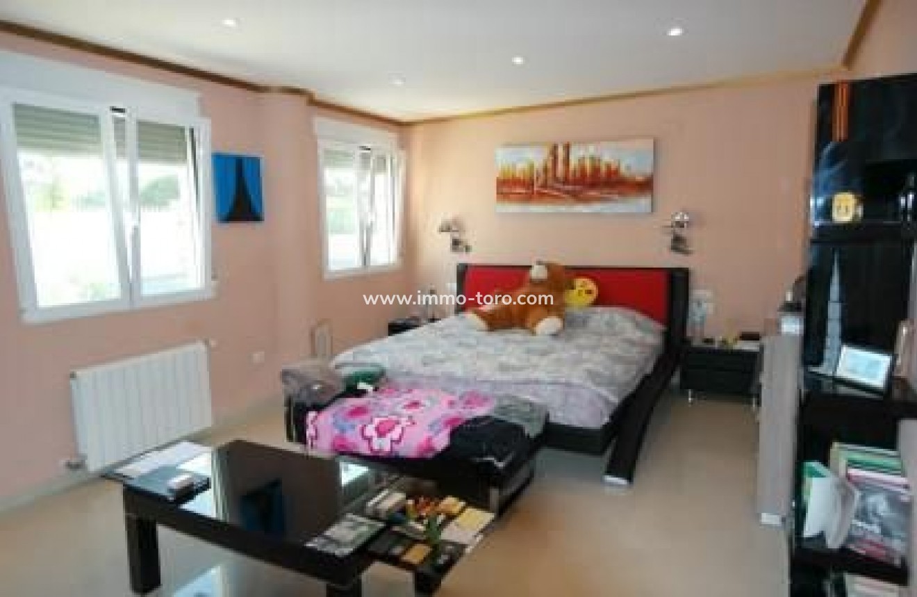 Resale - Villa - Alfaz del Pi - Escandinavia