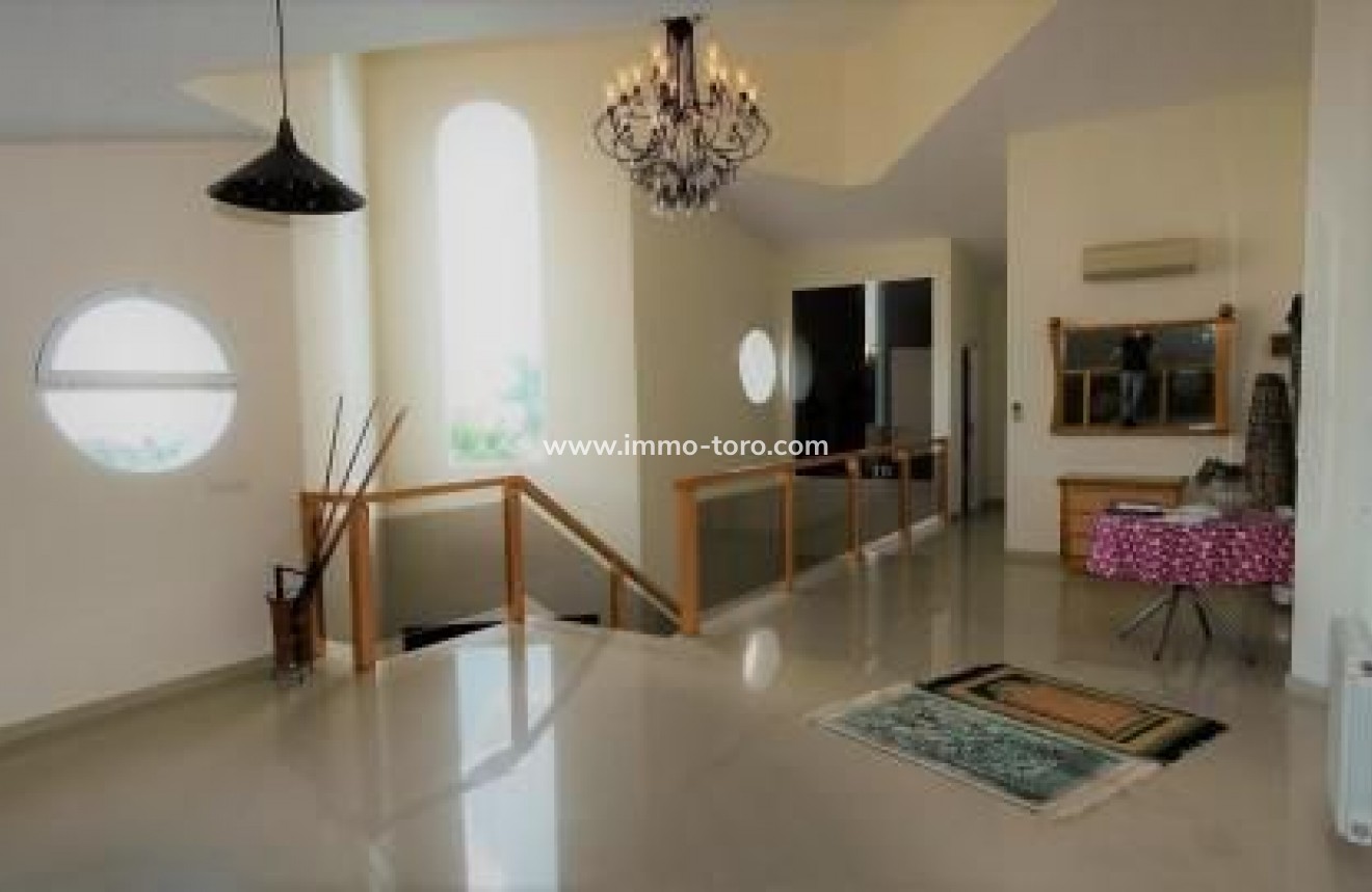 Resale - Villa - Alfaz del Pi - Escandinavia