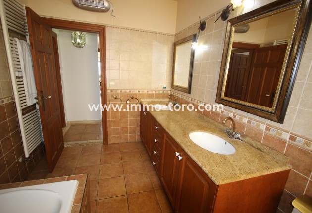 Resale - Villa - Callosa d´en Sarrià