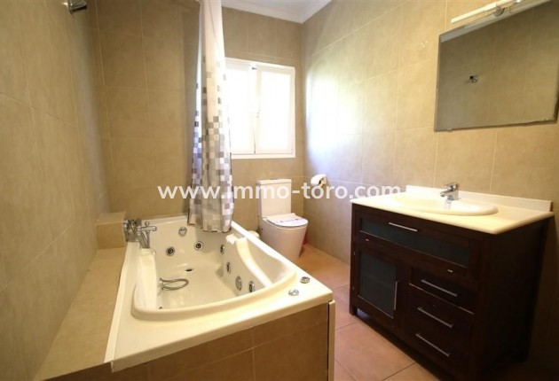 Venta - Villa / Chalet - Calpe