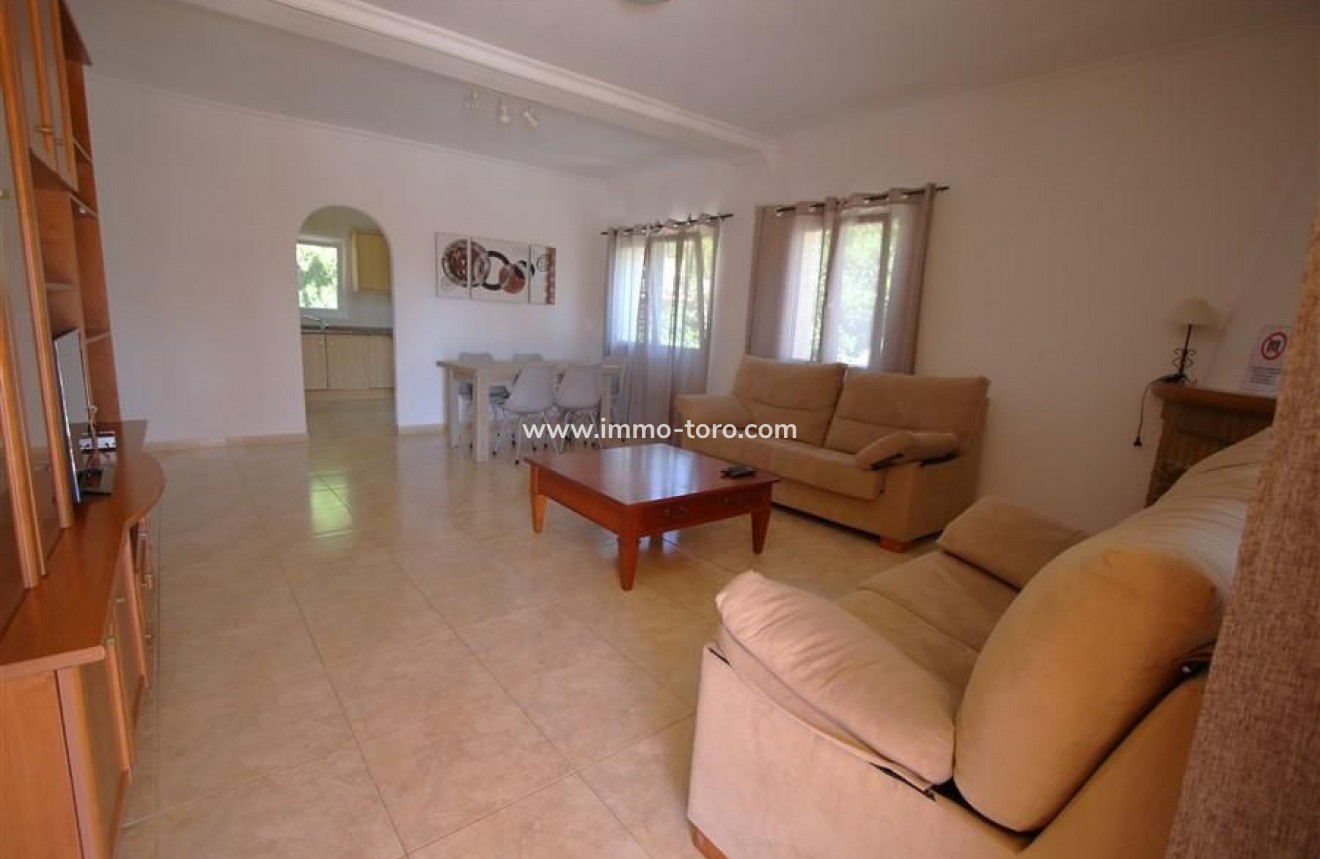 Venta - Villa / Chalet - Calpe