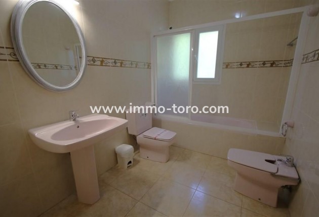 Venta - Villa / Chalet - Calpe