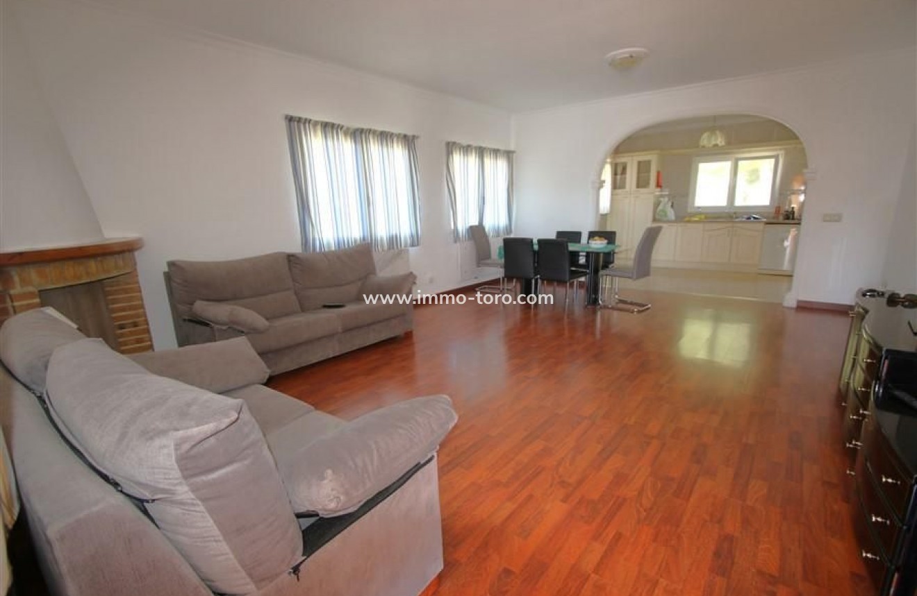 Venta - Villa / Chalet - Calpe