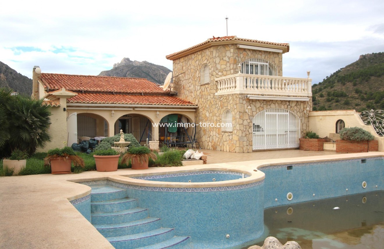 Resale - Villa - Calpe - La Canuta