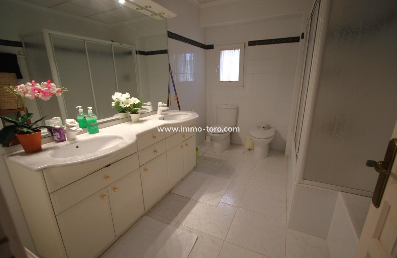 Resale - Villa - Calpe - La Canuta