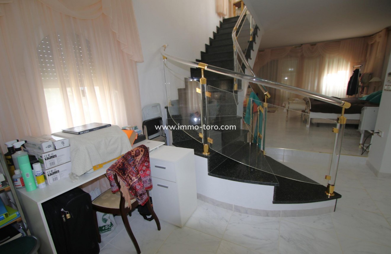 Resale - Villa - Calpe - La Canuta