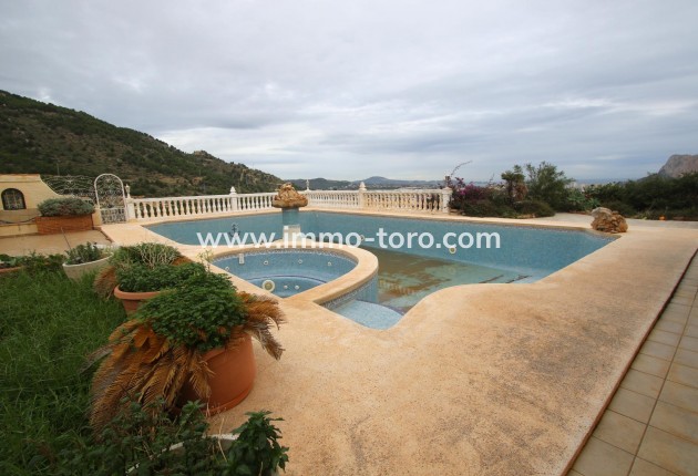 Resale - Villa - Calpe - La Canuta