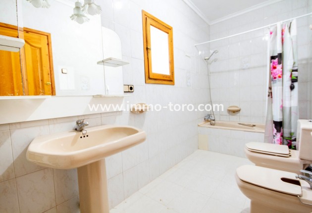 Venta - Finca / Casa de Campo - Parcent