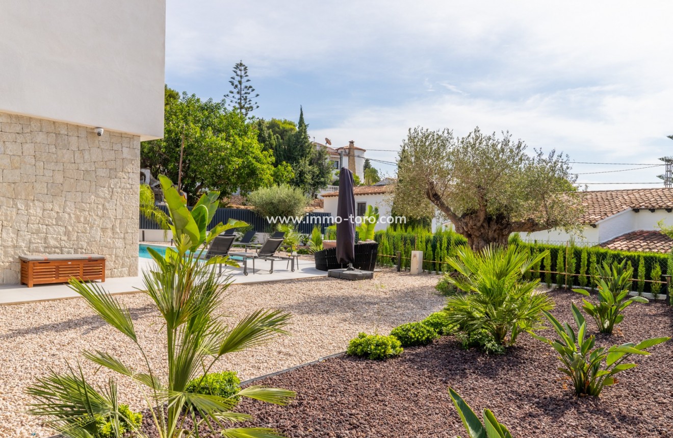 Venta - Villa / Chalet - Benissa - Urb. La Fustera