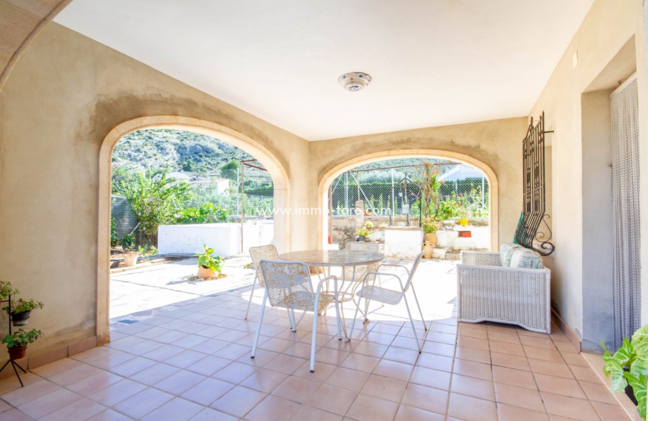 Herverkoop - Landgoed - Pedreguer