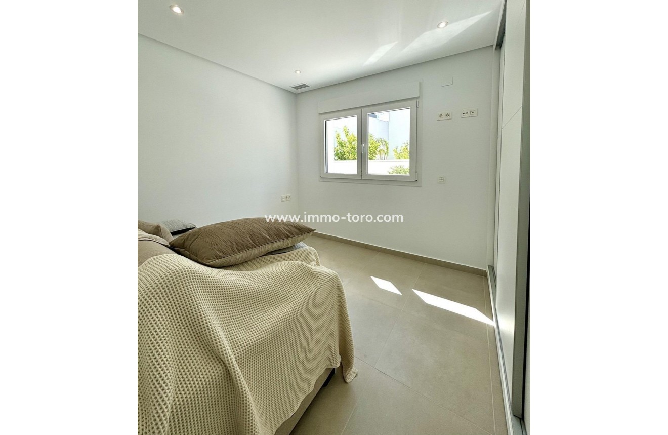 Nouvelle construction - Villa - Benijófar