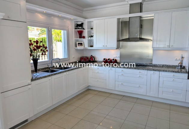 Resale - Villa - Moraira - Arnella