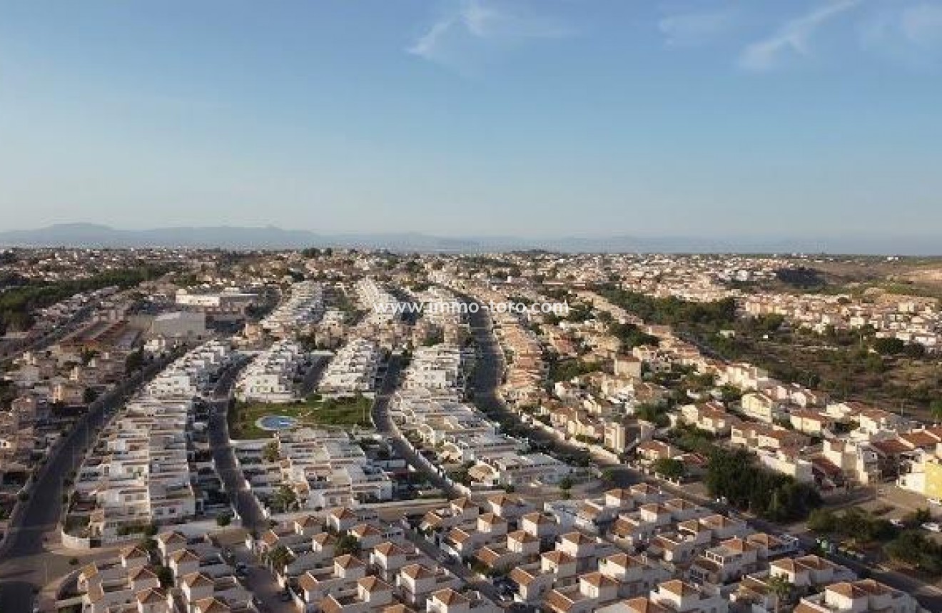 Nueva construcción  - Villa / Chalet - San Fulgencio - El Oasis