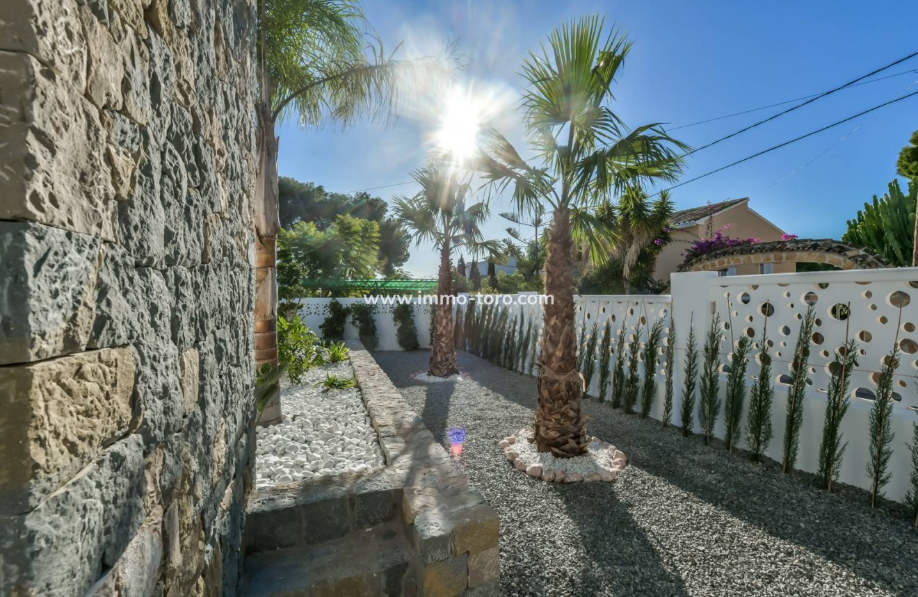 Resale - Villa - Calpe - Calalga