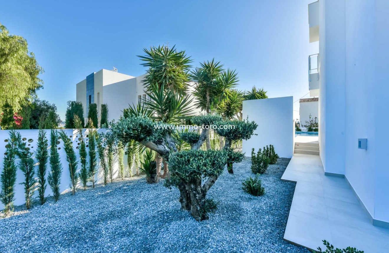 Resale - Villa - Calpe - Calalga
