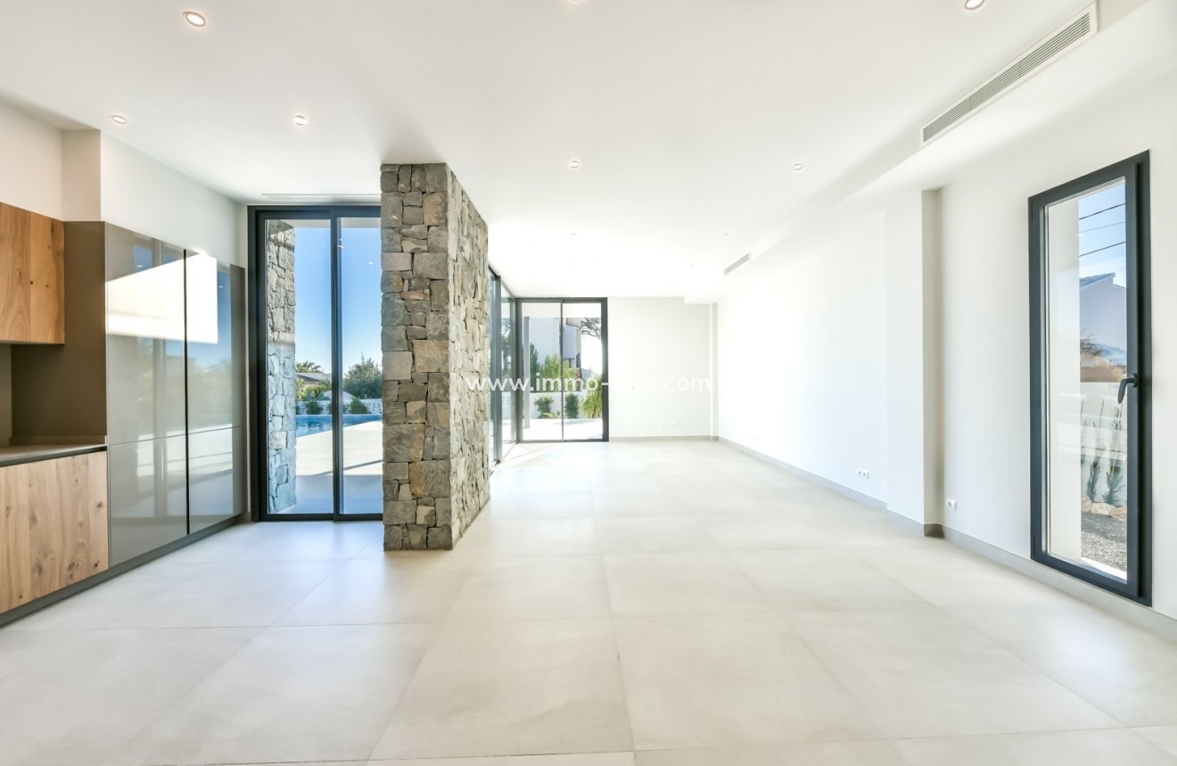 Resale - Villa - Calpe - Calalga