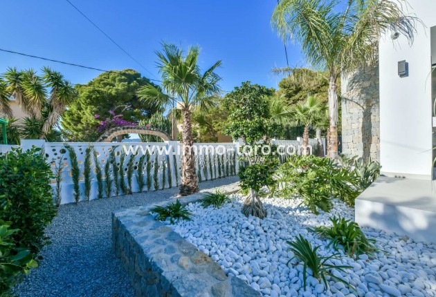 Resale - Villa - Calpe - Calalga