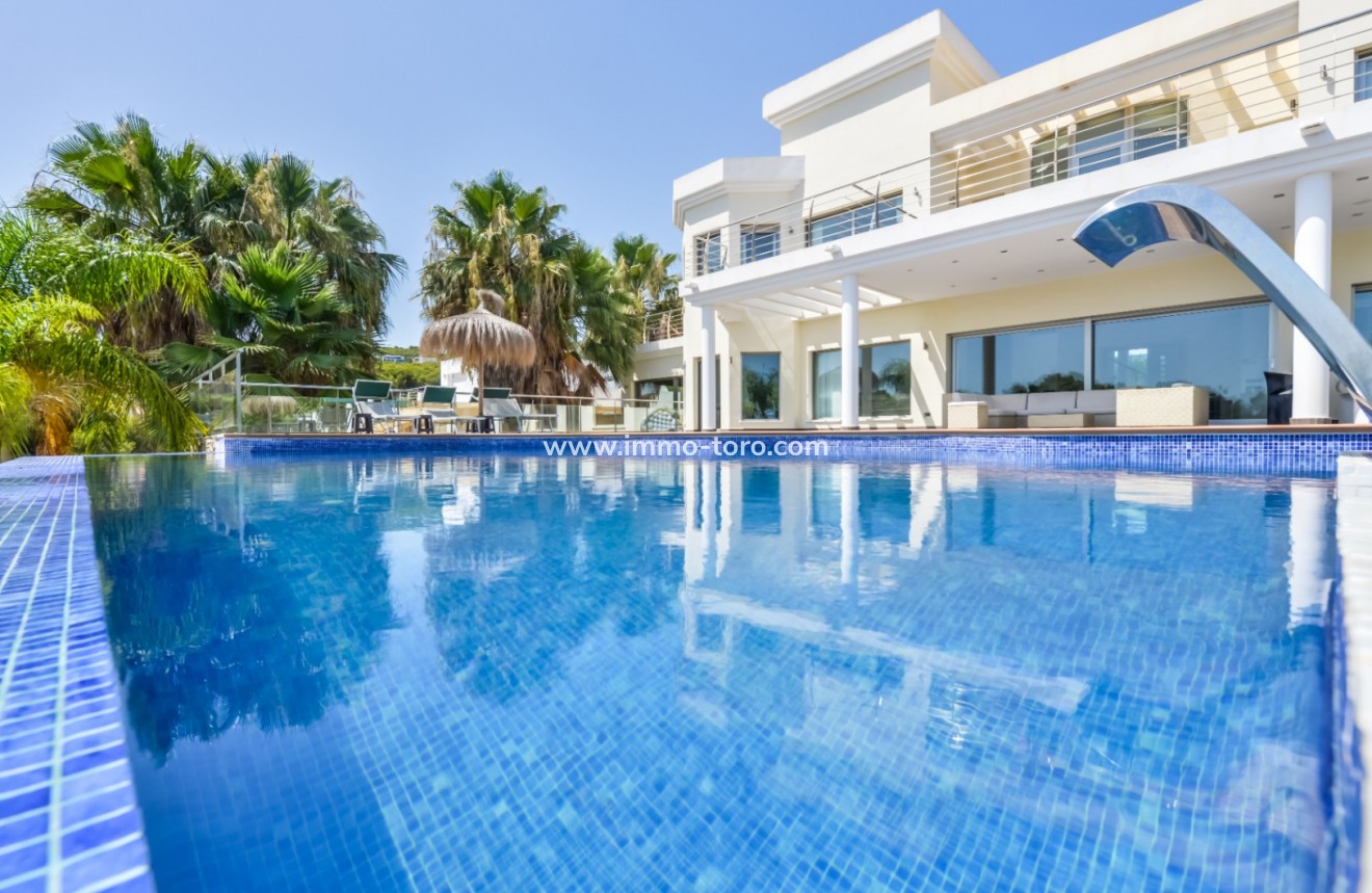 Resale - Villa - Benissa - La Fustera