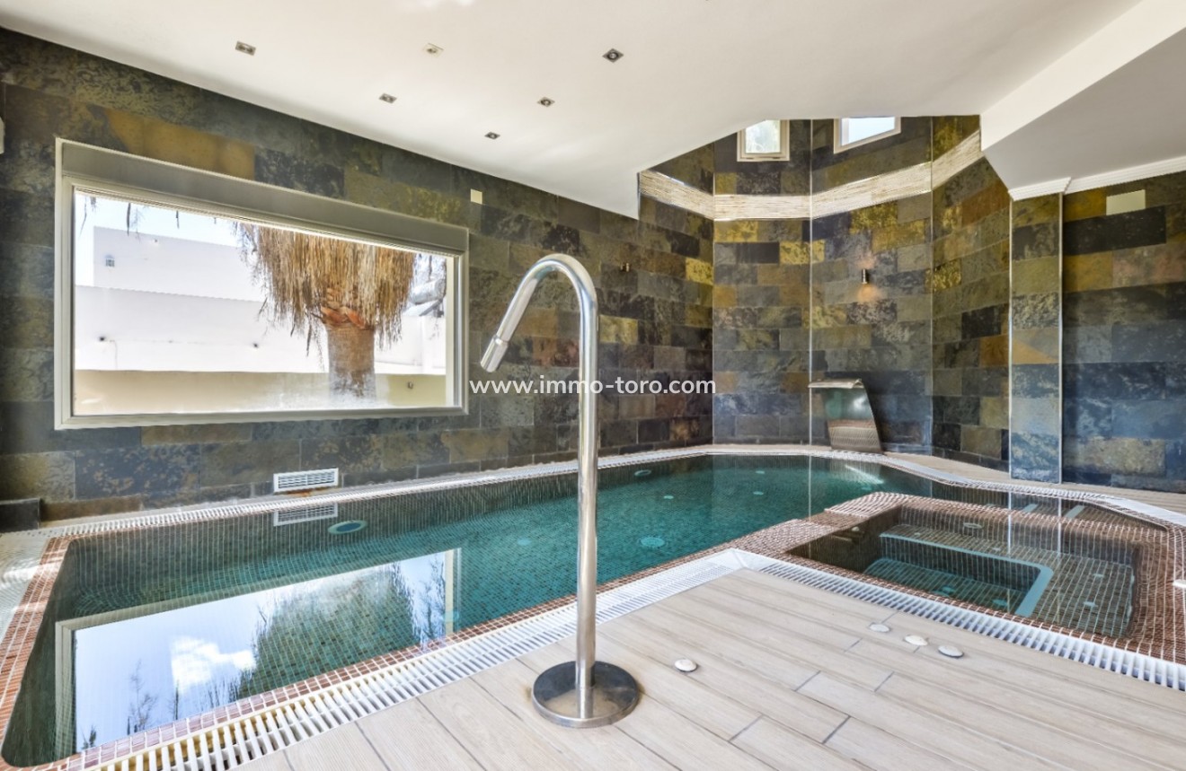 Resale - Villa - Benissa - La Fustera